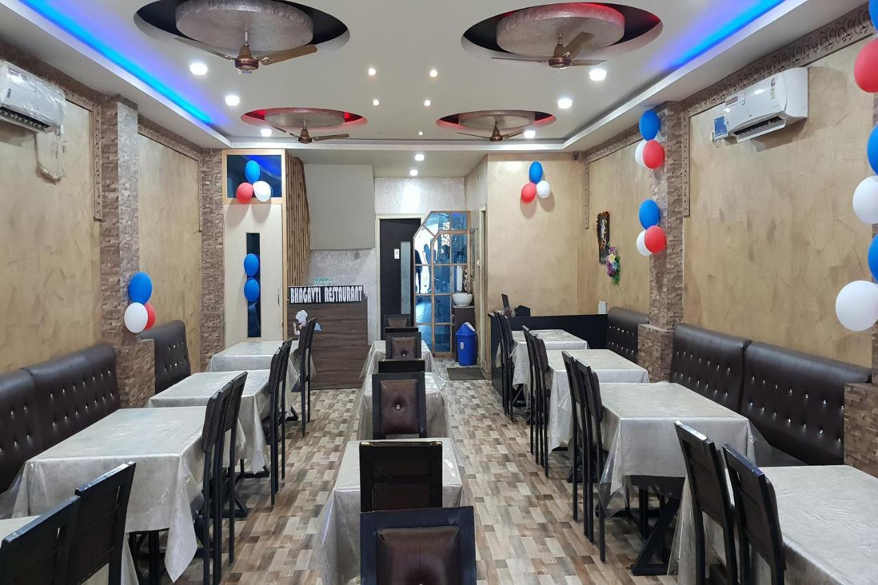 فندق Mirzāpurفي  أو واي أو 27750 باجواتي ريزدنسي المظهر الخارجي الصورة